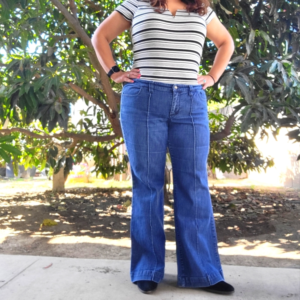 New York & Co Flare Leg Jean Pants